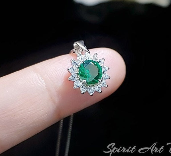 Tiny Green Emerald Necklace Sterling Silver Gemstone Sunflower 0.85 CT Minimalist 036