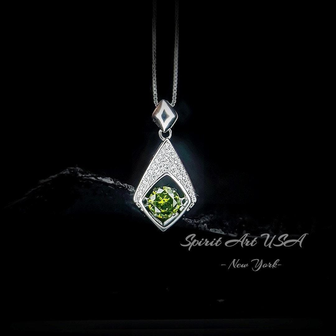 Dynamic Swing Green Peridot Necklace - Round Fund Cut 0.85 Ct - Full Sterling Silver Made with 18KGP #174
