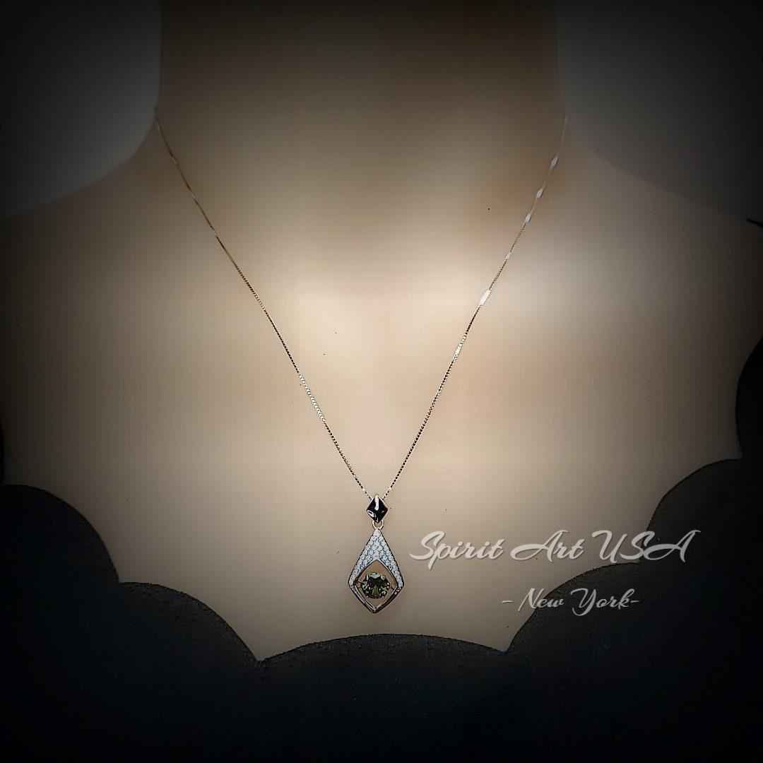 Dynamic Swing Green Peridot Necklace - Round Fund Cut 0.85 Ct - Full Sterling Silver Made with 18KGP #174