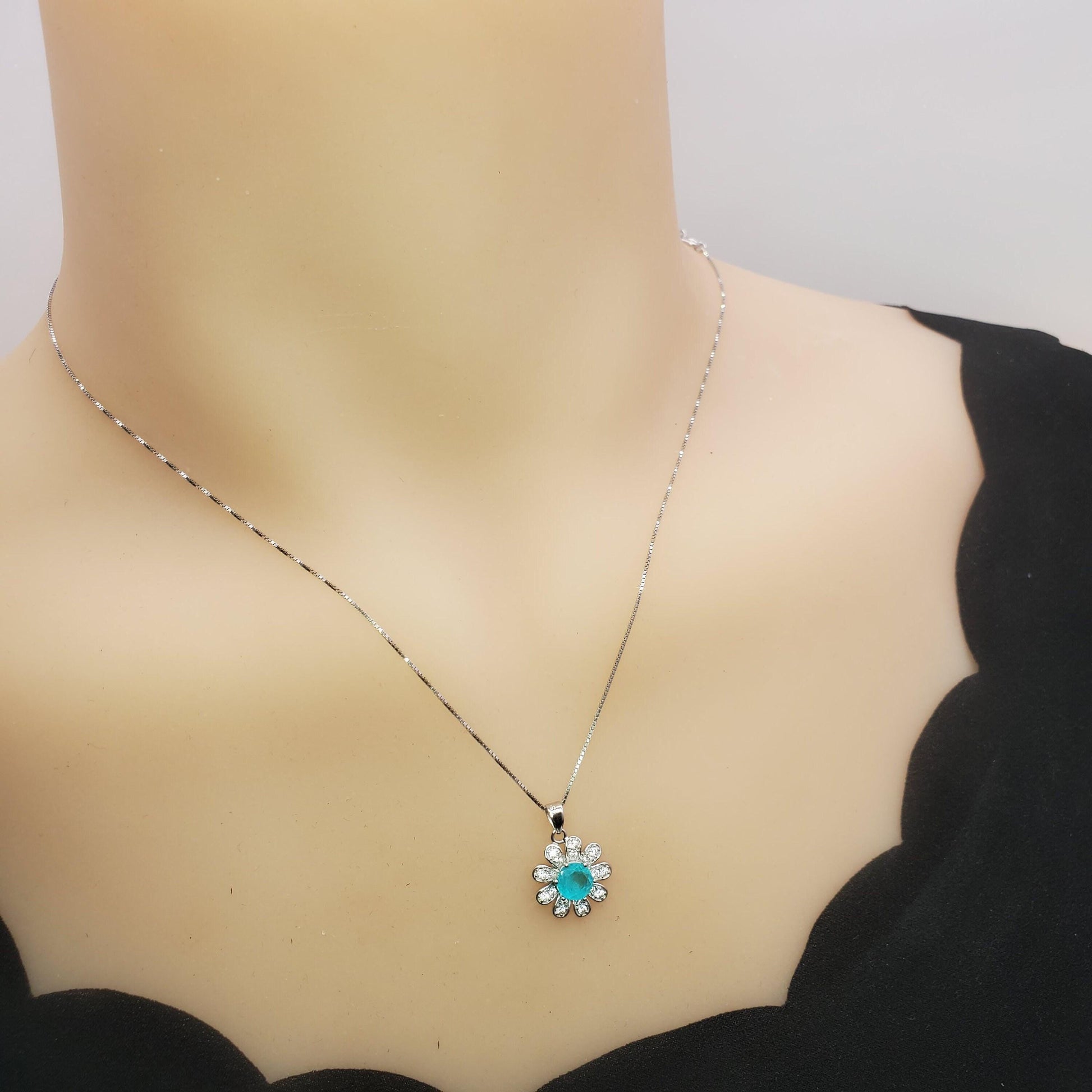 Blue Paraiba Necklace 925 Sterling Silver Sunflower pendant Blue Gemstone Jewelry Box Chain 18kgp 014