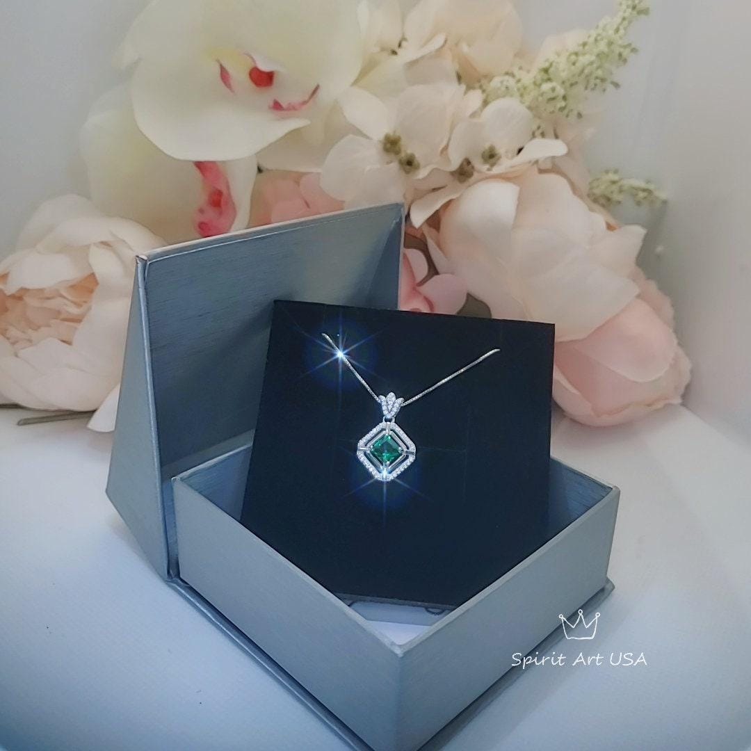 Emerald Pendant Necklace in 925 Sterling Silver Overlap Square Design May Birthstone 18K white yellow rose Gold Plated Gemstone Jewelry 249