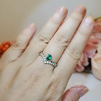 Tiny Teardrop Emerald Ring - Sterling Silver White gold coated Royal Wave Green Gemstone statement Ring 1064