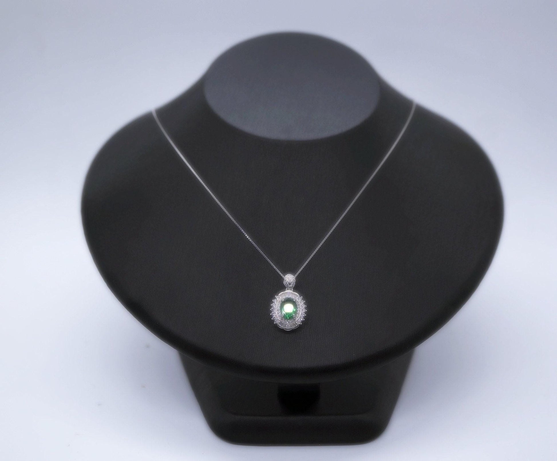 High Quality Emerald Necklace - 18KGP @ Sterling Silver - Halo May birthstone - Green Emerald Jewelry #365