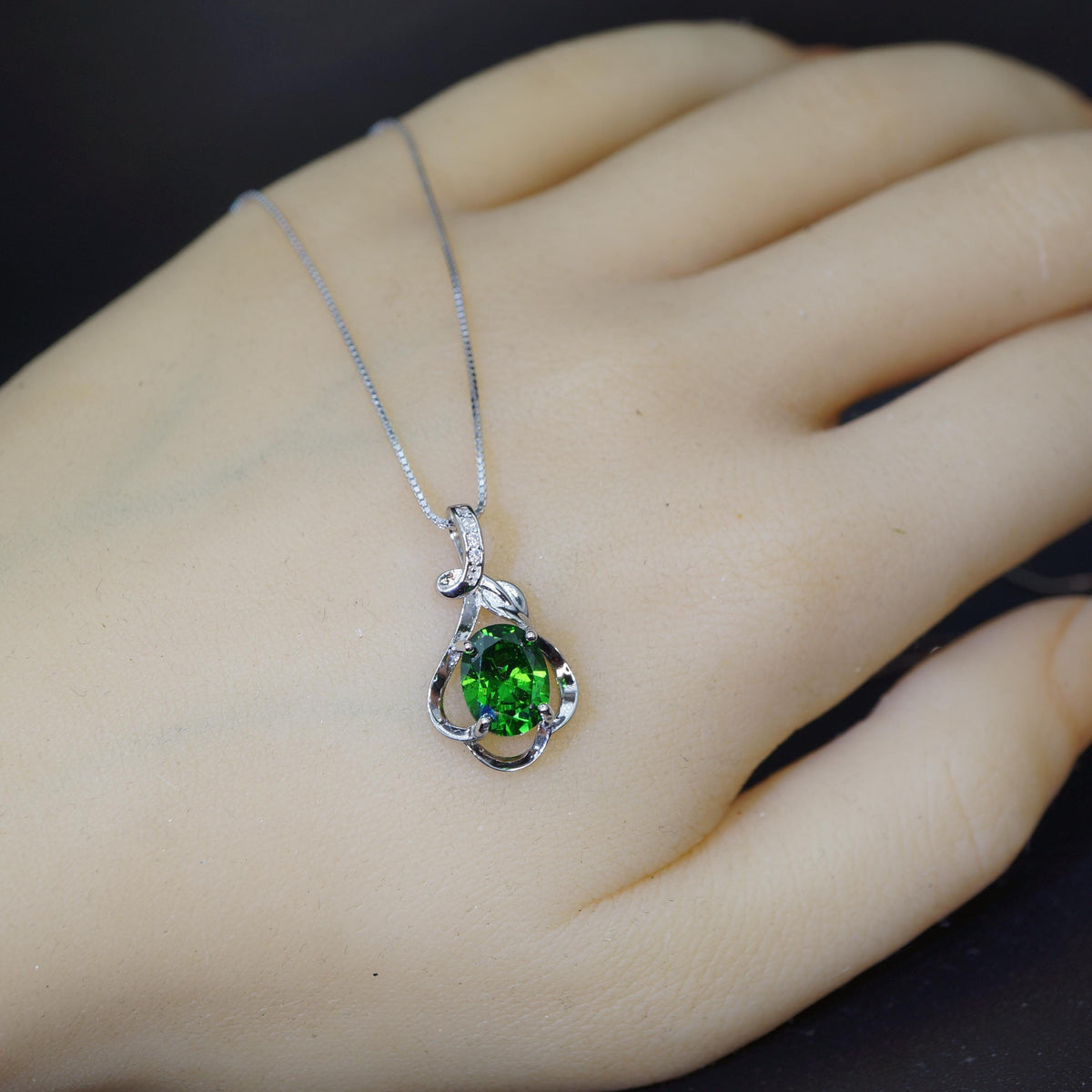 Diopside Necklace • Sterling Silver Green Gemstone Pendant • Vintage Style Flower Birthstone Necklace • Chain 1129