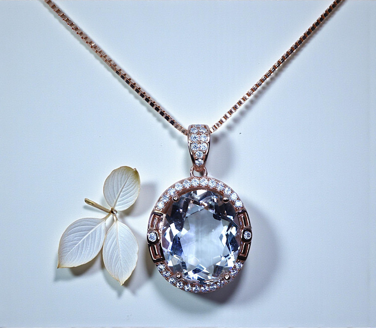 Clear Quartz Necklace, Crystal energy healing Jewelry, Rose Gold coated Sterling silver 5 ct Natural Clear quartz Pendant #1132