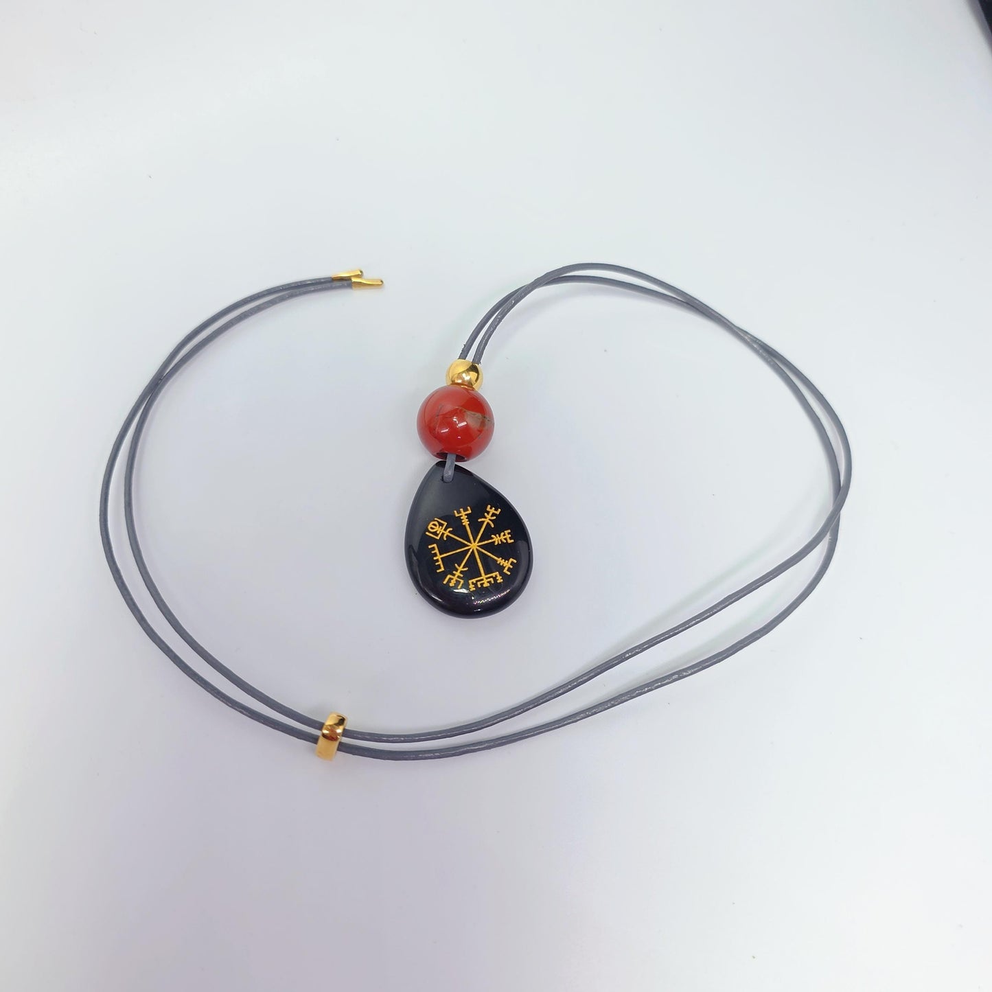 Viking Compass Black Onyx Necklace, Chunky Geometric Vegvisir Wayfinder Amulet, Protection Jewelry, adjustable leather cord