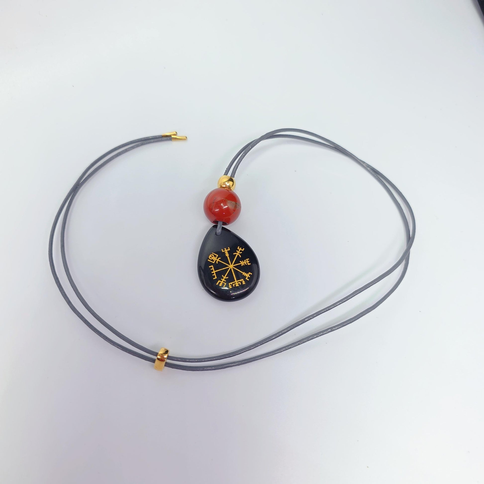 Viking Compass Black Onyx Necklace, Chunky Geometric Vegvisir Wayfinder Amulet, Protection Jewelry, adjustable leather cord