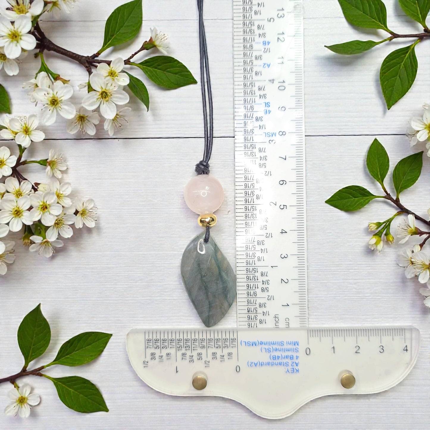 Labradorite Necklace Rose Quartz Pendant Geometric Chunky Crystal Jewelry for Women, Adjustable Leather Cord Birthstone Gift for Her