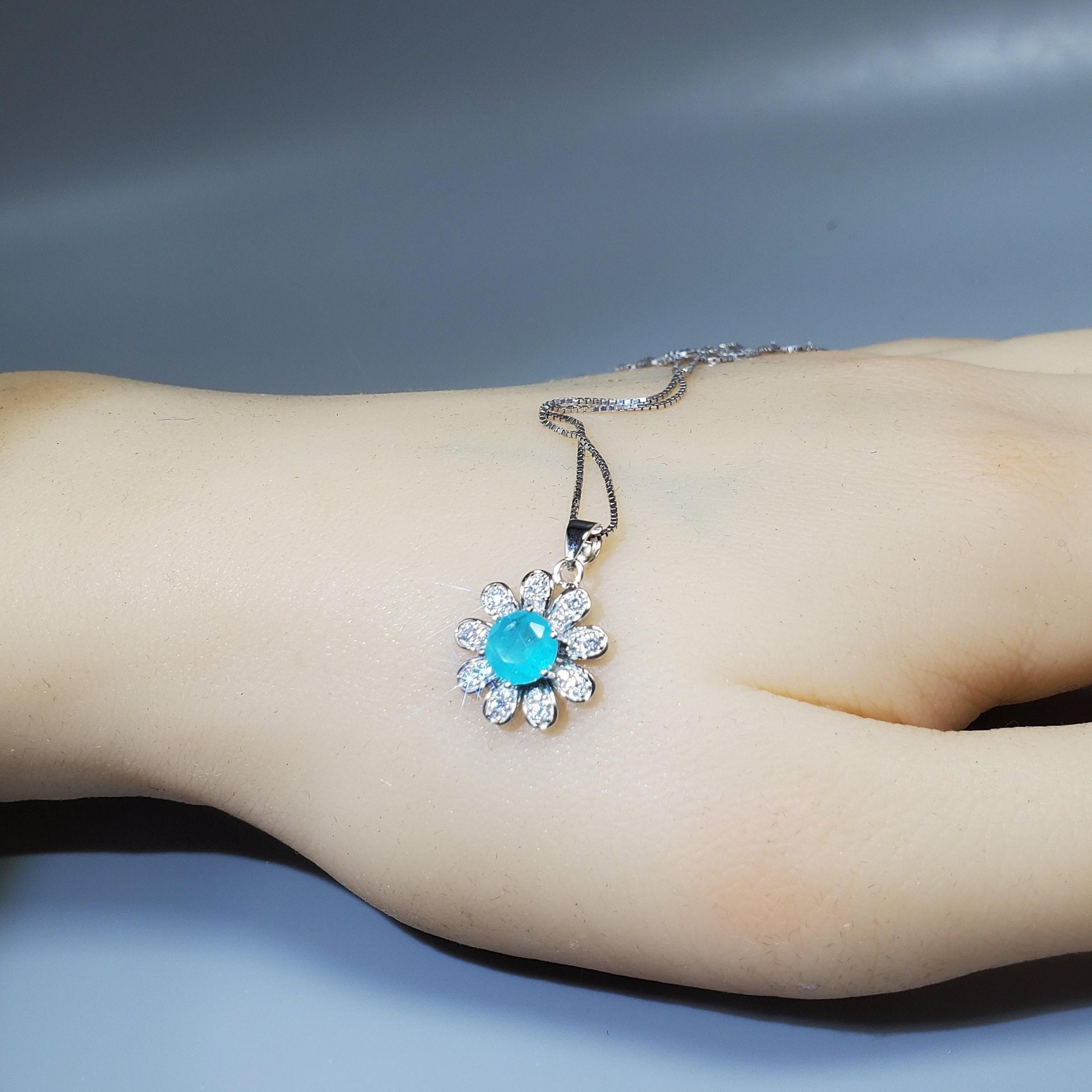 Blue Paraiba Necklace 925 Sterling Silver Sunflower pendant Blue Gemstone Jewelry Box Chain 18kgp 014