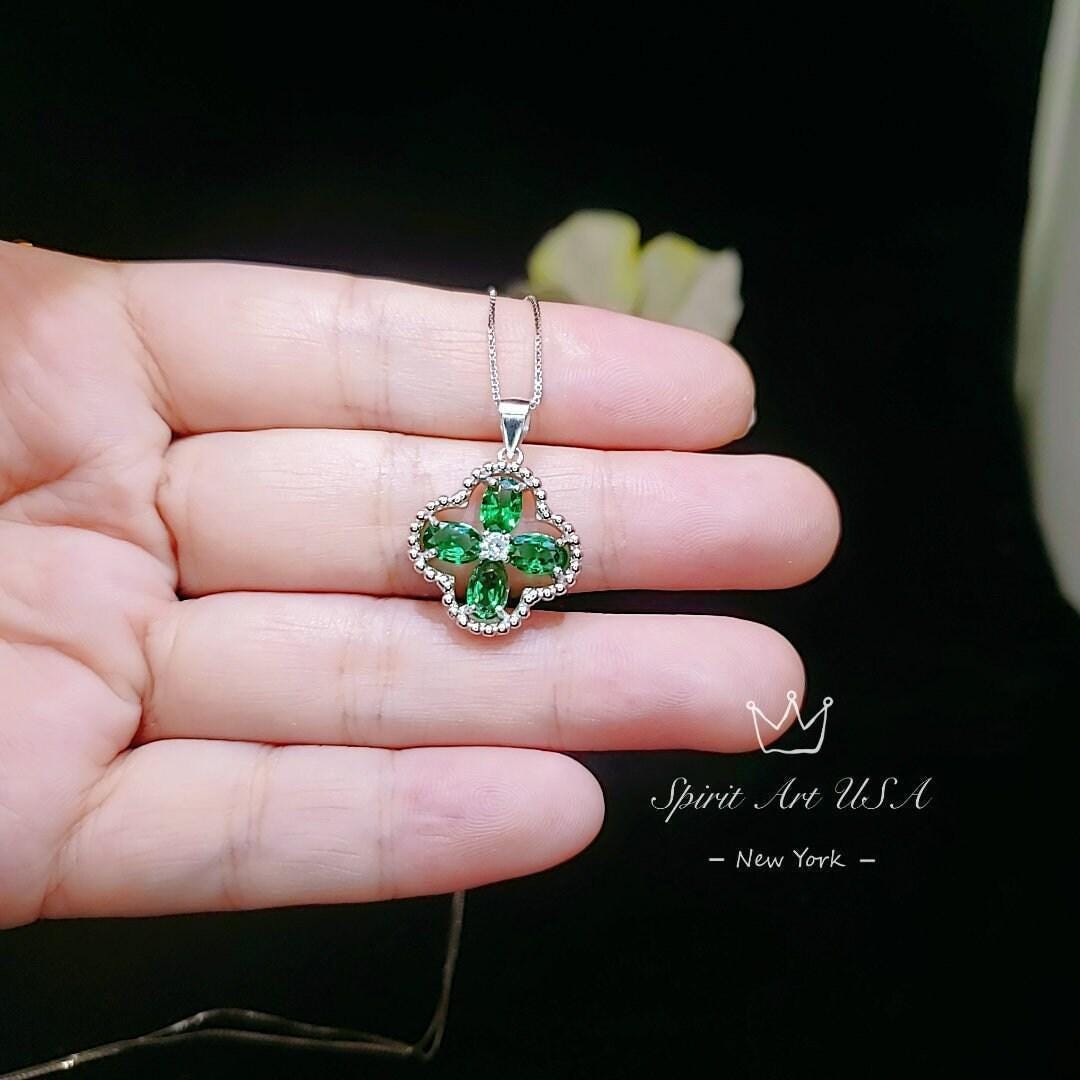 Four Leaf Clover Emerald Necklace – White Gold Lucky Charm Pendant – May Birthstone Jewelry – Handmade Gift for Her 080