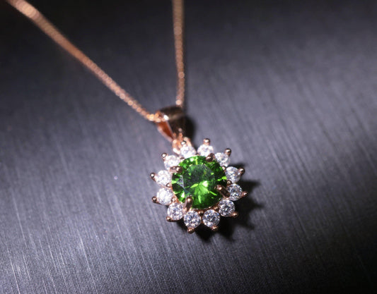 High-Quality Green Diopsid Pendant Rose Gold @ Sterling Silver Tiny Lab Diopsid Sunflower Princess Diana Style Green Gemstone Necklace 1113