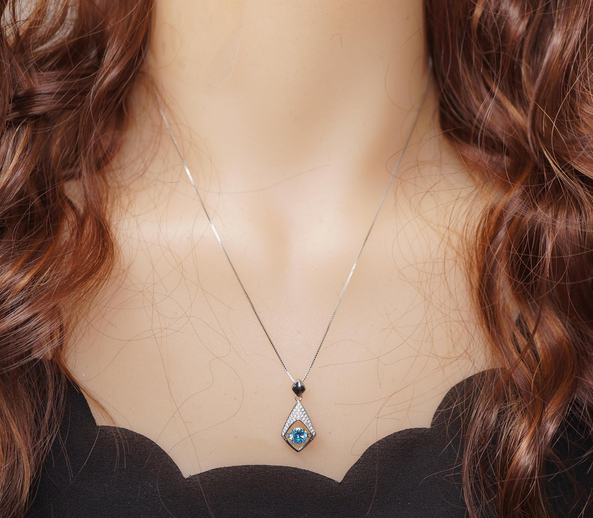 Dancing Aquamarine Necklace, Blue Gemstone Pendant, Sterling Silver Rhombus Jewelry, March Birthstone Gift, Moving Stone Necklace 1142