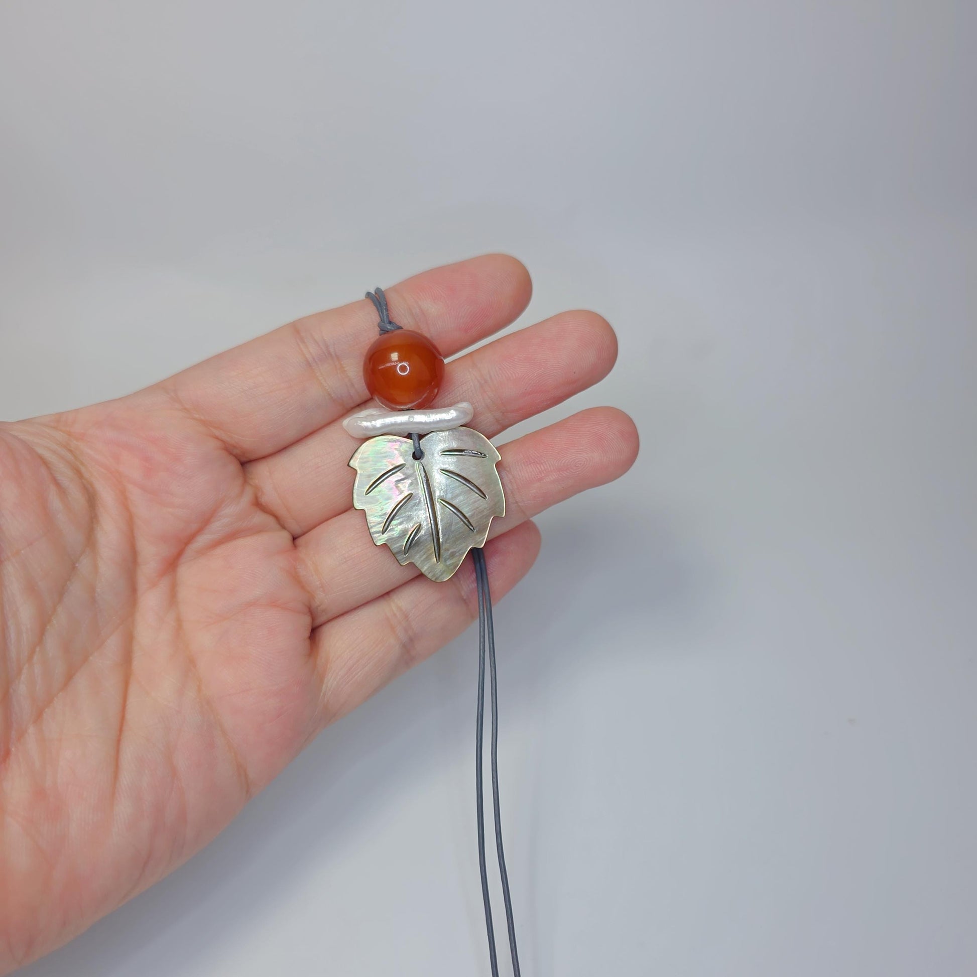 Red Carnelian Pearl Shell Leaf Necklace, Chunky Geometric Jewelry, July Birthstone Gift for Her, Adjustable Leather Cord