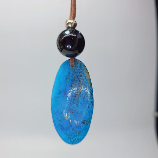 Blue Agate Necklace Natural Black Agate Chunky Gemstone Pendant for Healing, Statement Ocean Birthstone Jewelry, Adjustable Leather Cord