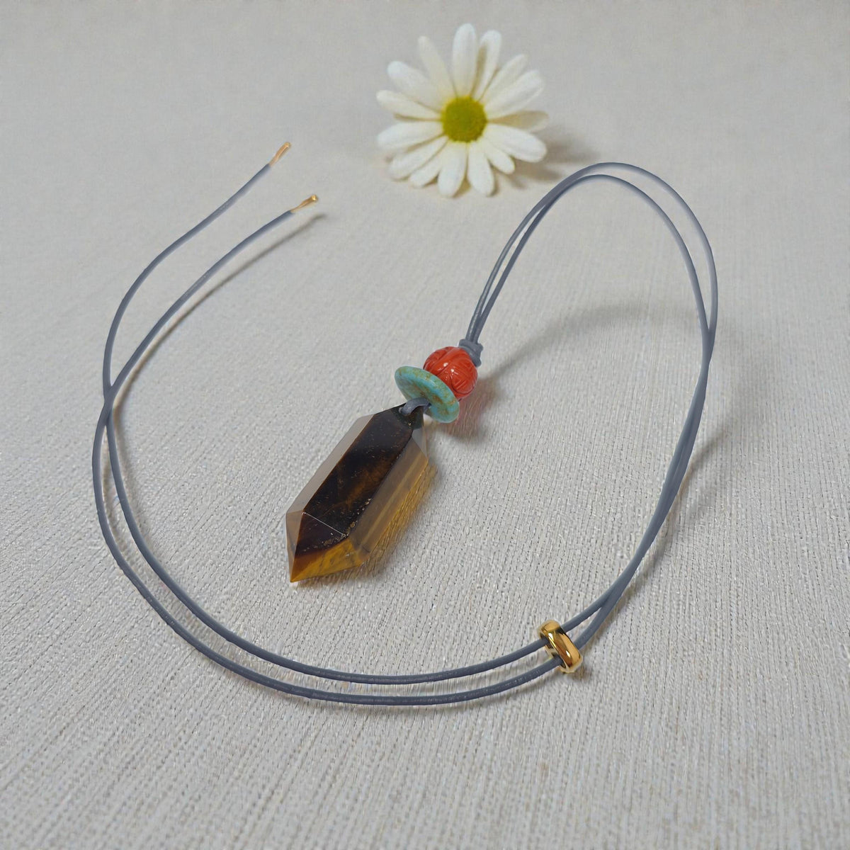 Tiger's Eye Necklace Natural Crystal Chunky Point Pendant for Men and Women Healing Talisman Jewelry Adjustable Leather Cord