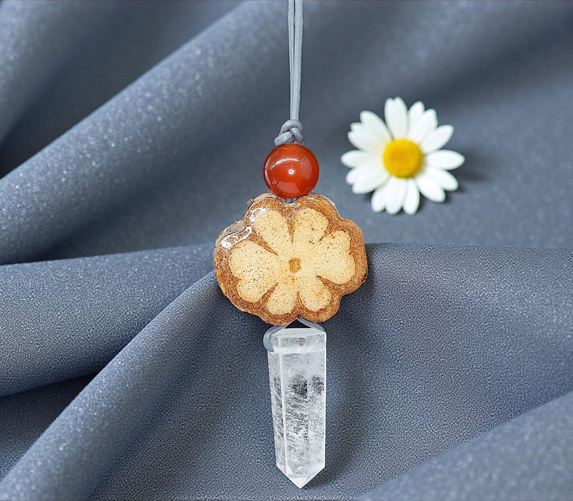 Ayahuasca Necklace, Geometric Clear Quartz Point Pendant, Unisex Sacred Plant Jewelry, Adjustable Leather Spiritual Gift Chunky Stone Gift
