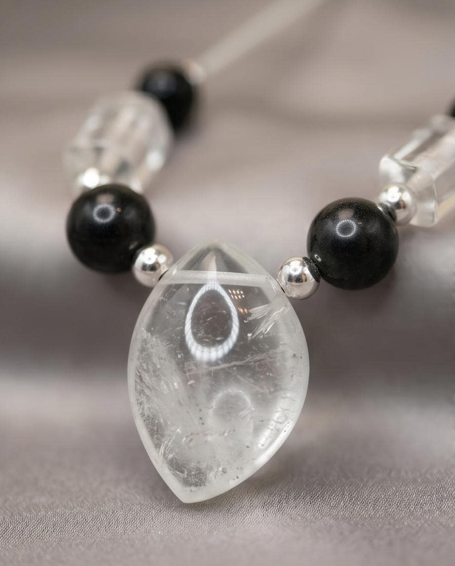Clear Quartz and Black Agate Necklace, Natural Crystal Beaded Choker, Chunky Statement Pendant Jewelry, Boho Minimalist Accessory