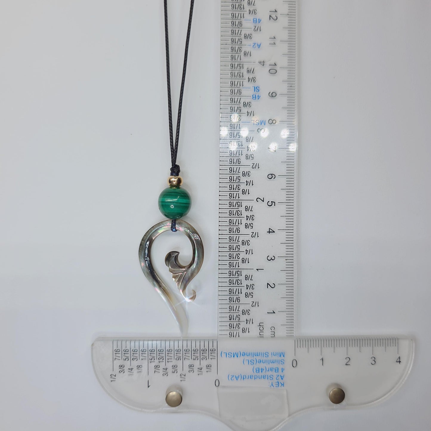 Natural Malachite Necklace Shell Pendant Chunky Gemstone Jewelry for Protection, Spiritual Yoga Birthstone Gift, Adjustable Leather Cord
