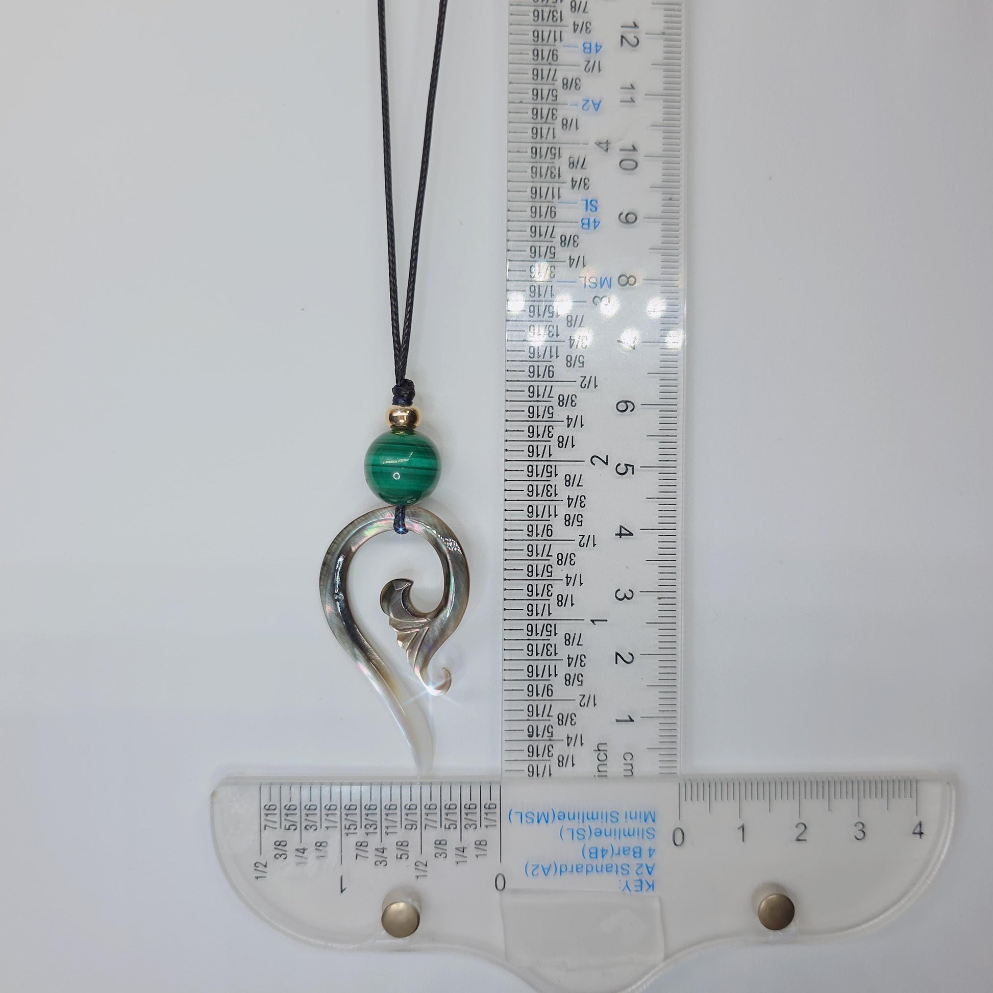 Natural Malachite Necklace Shell Pendant Chunky Gemstone Jewelry for Protection, Spiritual Yoga Birthstone Gift, Adjustable Leather Cord