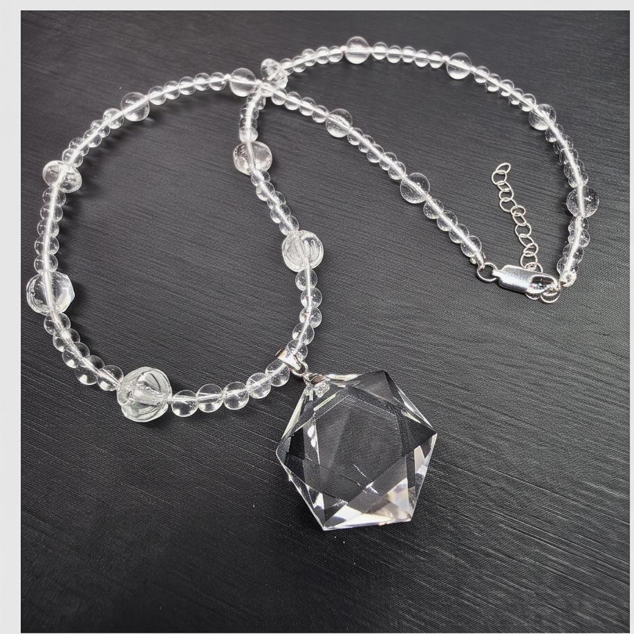 Clear Quartz Necklace, Star of David Pendant, Natural Chunky Crystal Geometry Jewelry, Clear Quartz Choker, Minimalist Gemstone Necklace