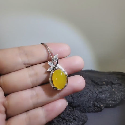Yellow Onyx Agate Necklace Sterling Silver Flower Chalcedony Pendant