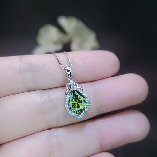 Dainty Teardrop Peridot Necklace, Tiny Green Peridot Pendant, Gemstone Rounded Lab Created Green Gemstone August Birthstone Jewelry #182