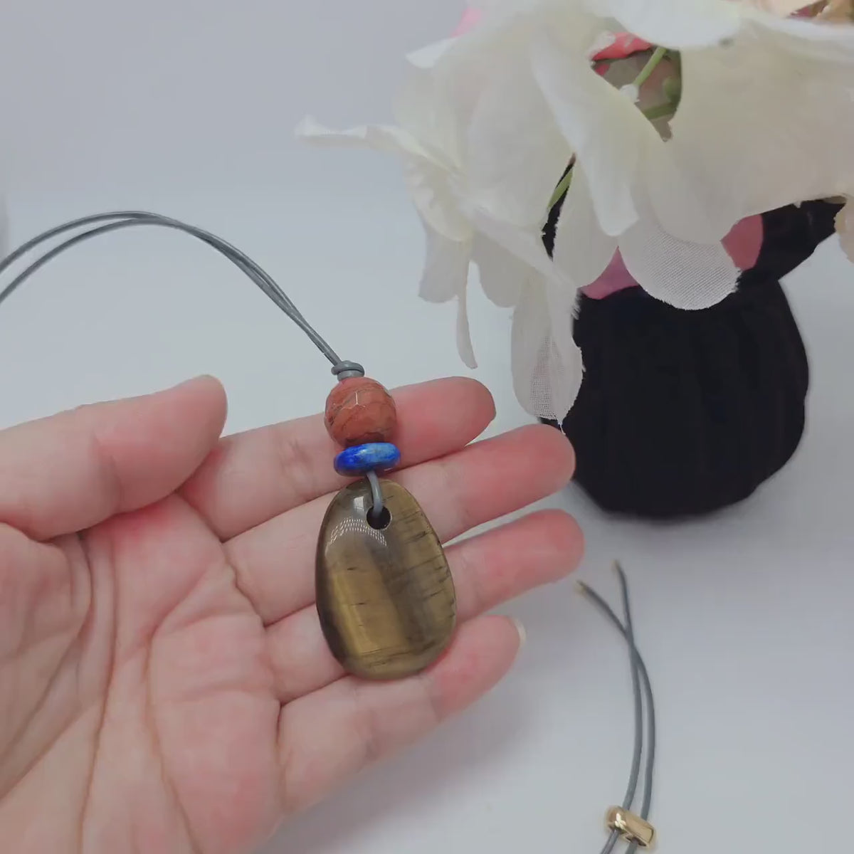 Chunky Tigers Eye Necklace with Lapis Lazuli Red Jasper Pendant Boho Stone Jewelry Adjustable Real Leather cord Tiger's eye Protective Stone