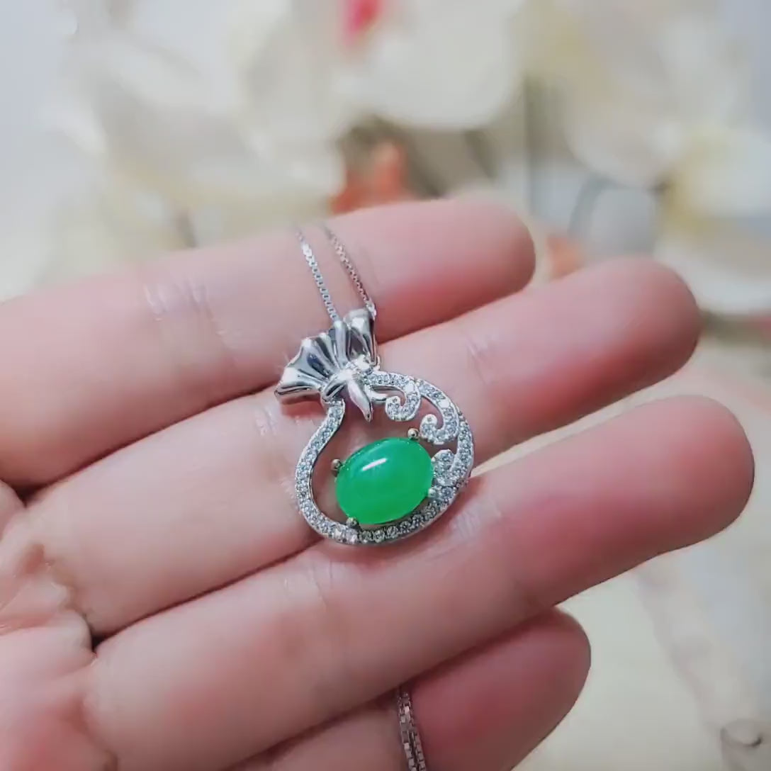 Money Pouch Emerald Jade Necklace - 18KGP @  Sterling Silver - Green Jade Pendant #323
