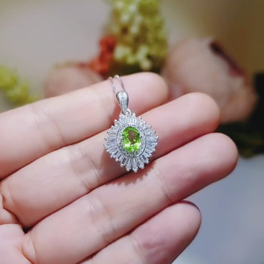 Genuine Peridot Necklace - 18kgp @ Sterling Silver Natural Green Peridot Olivine Necklace -   August Birthstone Anniversary Green #619