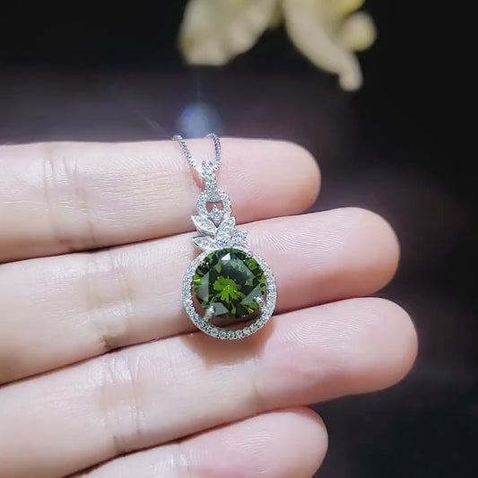 4 CT Green Peridot Necklace - 18KGP Sterling Silver - Gemstone Flower Petal - August Birthstone -  Unique Design Peridot Pendant #952