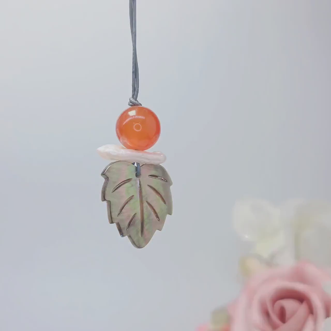 Red Carnelian Pearl Shell Leaf Necklace, Chunky Geometric Jewelry, July Birthstone Gift for Her, Adjustable Leather Cord